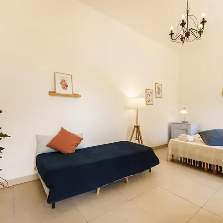 Mazzella Bed & Breakfast